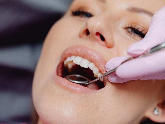 Does your mouth dry again and again? Just drinking water will not work, know the solution