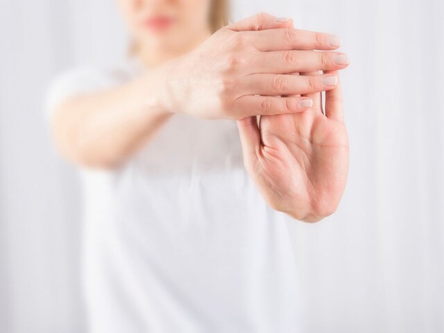 Find out from a simple finger test, how much life is in your lungs