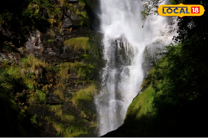 garun chatti waterfall rishikesh 