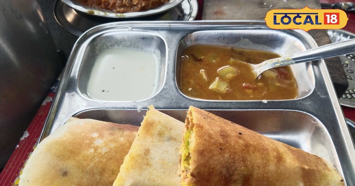 पनीर, मटर और टमाटर की स्पेशल फिलिंग से तैयार होता है ये डोसा, कीमत कम और स्वाद में दम!