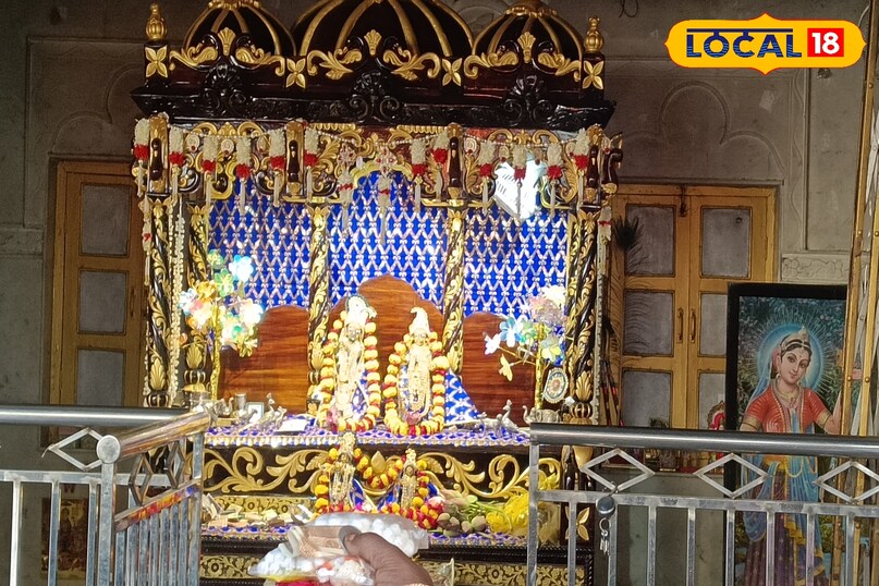 मथुरा न्यूज़, ताज़ा ख़बर, हिंदी न्यूज़, टॉप न्यूज़, धर्म की ख़बर, राधा रानी, बरसाना, बरसाना मंदिर, कृष्ण, कृष्ण से नाराज़, यूपी की ख़बर, Mathura News, Latest News, Hindi News, Top News, Religion News, Radha Rani, Barsana, Barsana Temple, Krishna, Angry with Krishna, UP News 