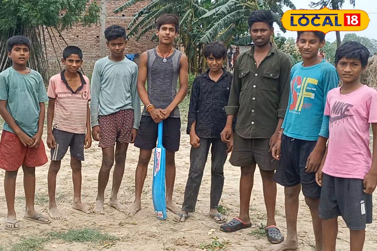 जमीन से गेंद लगी तो चार, हवा में बाउंड्री पार गई तो आउट, क्रिकेट के अनोखे नियम