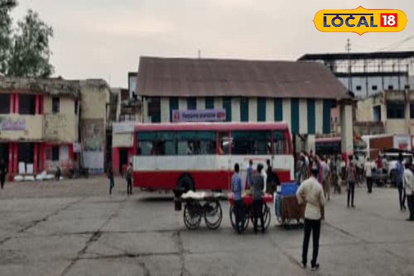 मथुरा न्यूज़, टॉप ख़बर, यूपी न्यूज़, मुड़िया मेला, गोवर्धन, गोवर्धन न्यूज़, उत्तर प्रदेश, परिवहन निगम, राजकीय मेला, रोडवेज बसें, संचालित, Mathura News, Top News, UP News, Mudia Fair, Govardhan, Govardhan News, Uttar Pradesh, Transport Corporation, State Fair, Roadways Buses, Operated