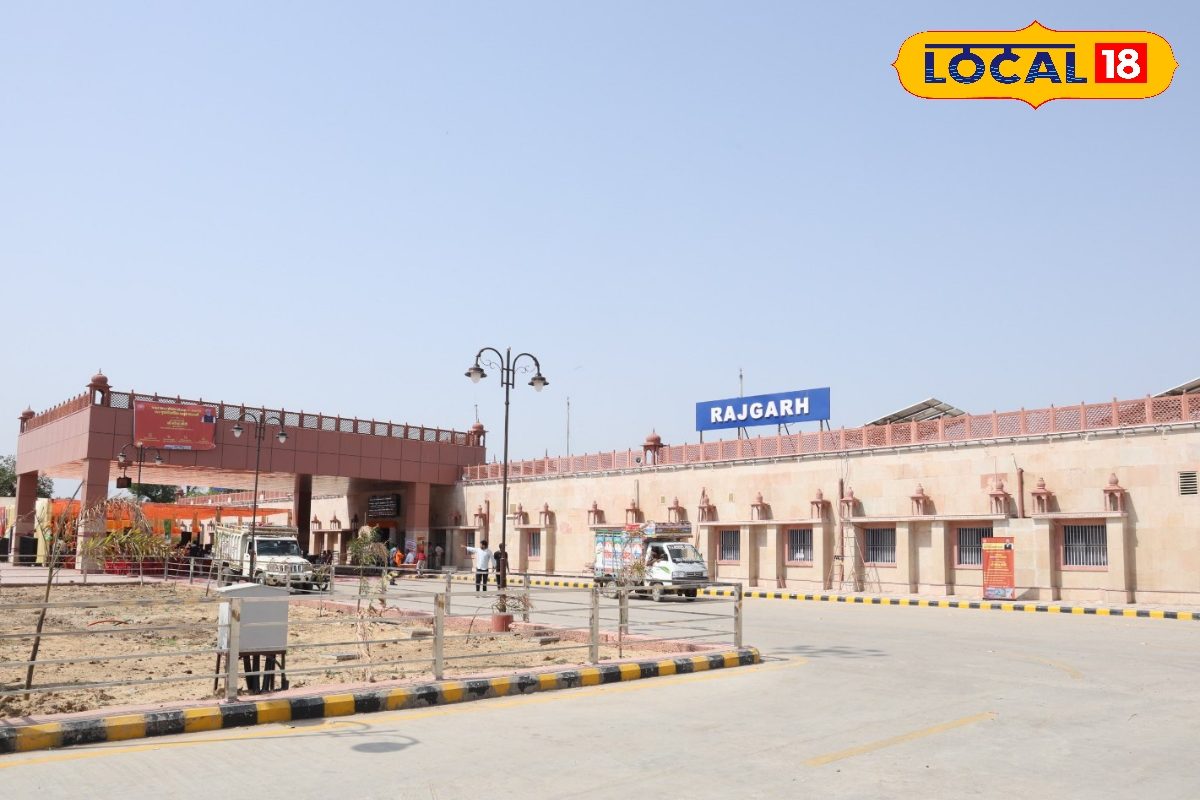 गेट देखते ही कहेंगे- ये तो कोई एयरपोर्ट... इस रेलवे स्टेशन का बदल गया लुक, अब