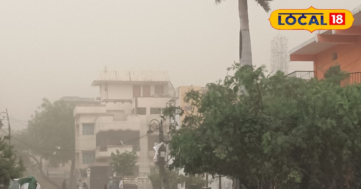 UP Weather Today: यूपी के 42 जिलों में आंधी-तूफान के साथ बारिश का अलर्ट, 50 KM की रफ्तार से चलेंगी हवाएं, जानें लेटेस्ट अपडेट्स
