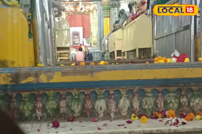 Mathura News, Top News, Brij News, Local 18, News18, Brij Yatra, Khubasurat, Ramnretty, UP News, Gokul's Chaurasi Khaba, Nidhivan, Barsana, Dauji, Mathura News, Top News, Bridge News, Hindi News, Local 18, Brij Yatra, Butepul, Ramanu, Dauji, Dauji