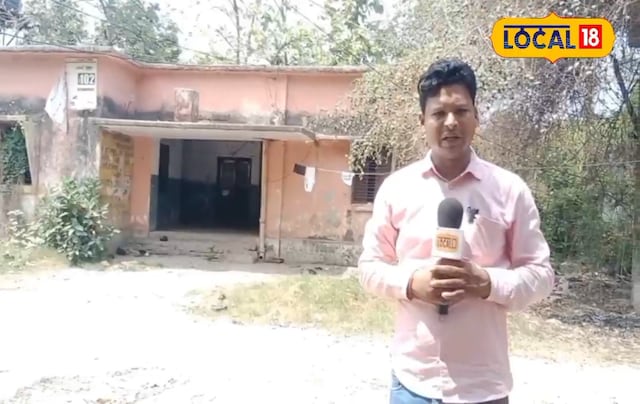 Ground Report : घास-फूस के बीच गूंजती किलकारी…मऊ का ऐसा अस्पताल जिसे खुद ‘इलाज’ की जरूरत