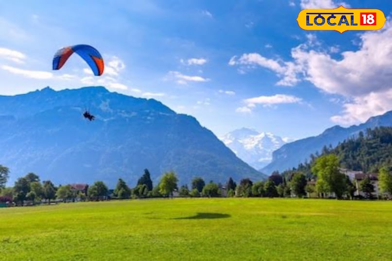 Paragliding