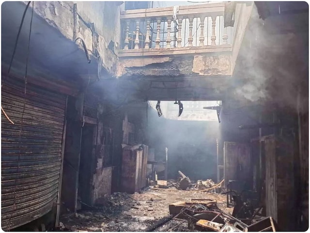 कैसे 17 लोगों के लिए काल बना इमारत का संकरा रास्ता कैसे 17 लोगों के लिए काल बना इमारत का संकरा रास्ता