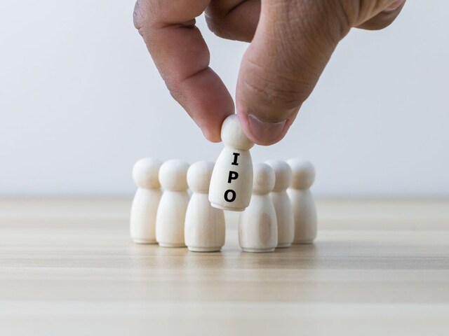 There will be 6 opportunities to print notes in the stock market, make full arrangements of money