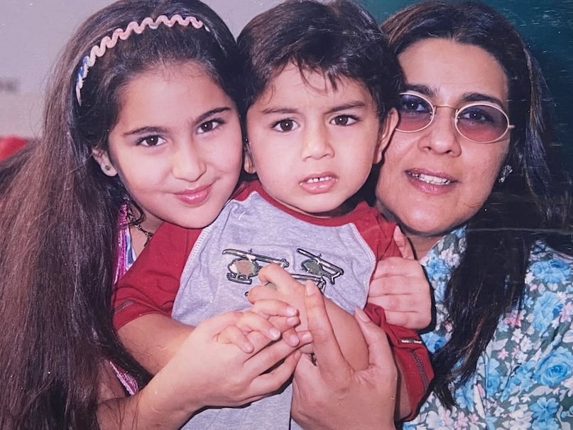 Ibrahim Ali Khan, Ibrahim Ali Khan deformity, Ibrahim Ali Khan life story, Ibrahim Ali Khan movies, Ibrahim Ali Khan father, इब्राहिम अली खान की गर्लफ्रेंड, इब्राहिम अली खान की मां