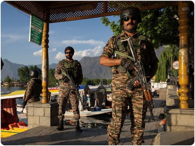 पेशावर और PoK के भिंबर में बड़ा धमाका, पाकिस्तान ने 11 जगहों पर तोड़ा सीजफायर