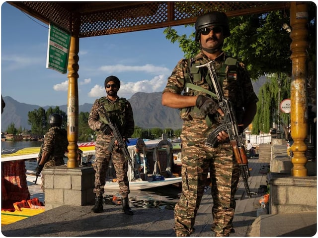 श्रीनगर के आसमान में ड्रोन अटैक, उधर नगरोटा मिलिट्री स्टेशन में ना'पाक साजिश