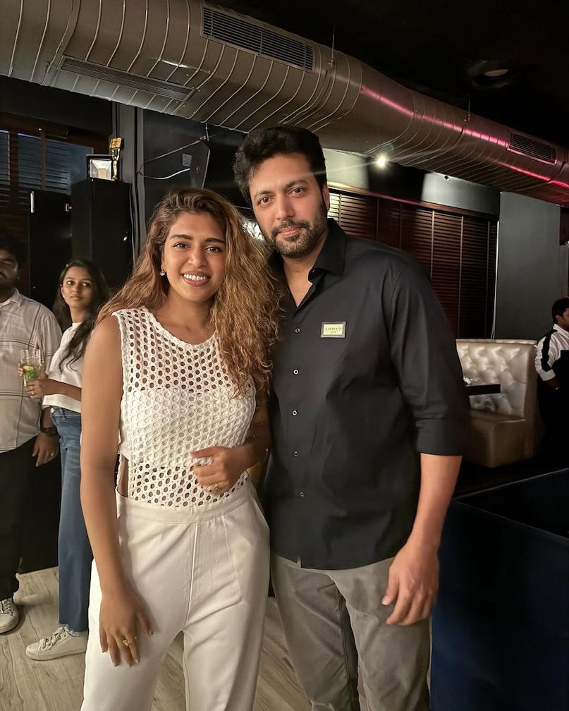 Jayam ravi keneeshaa