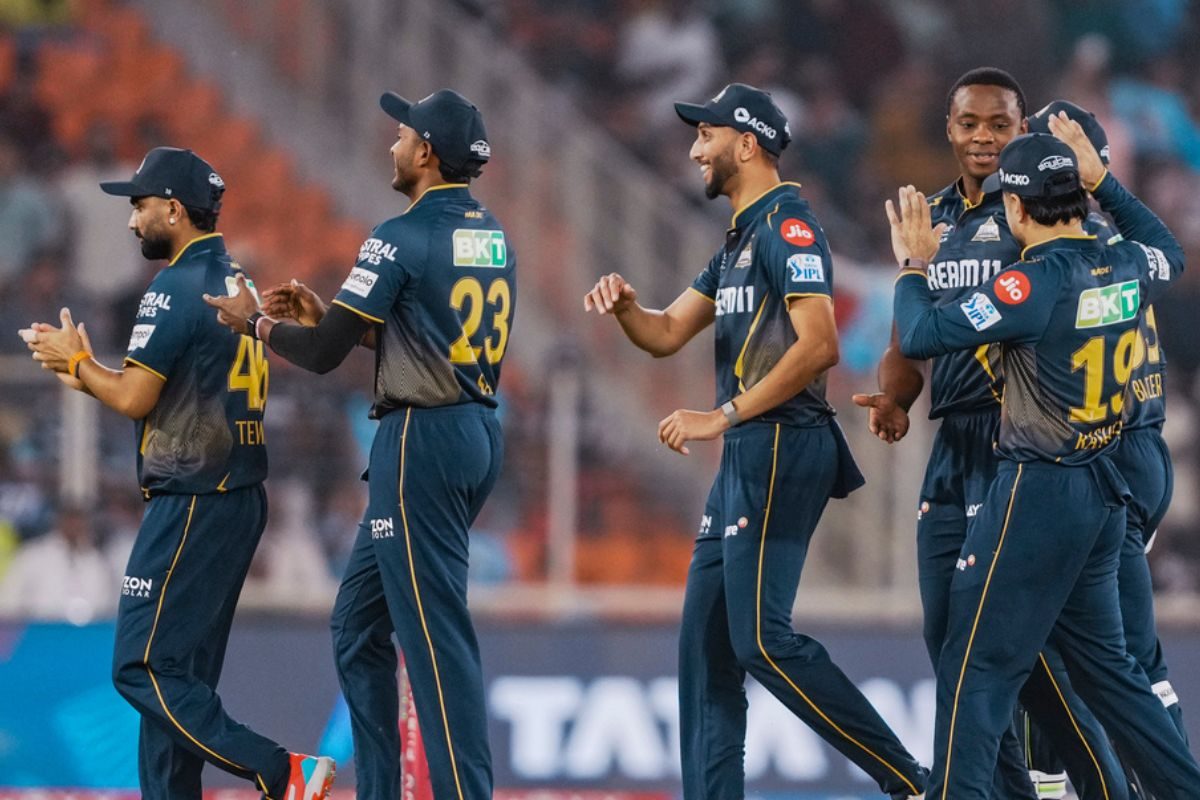 गुजरात टाइटंस के गेंदबाज पर बैन, प्रतिबंधित ड्रग्स का मामला, आईपीएल छोड़ा