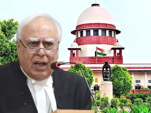 कोर्टरूम में ED के वकीलों को कर देते हैं खामोश, उस कपिल सिब्बल की कितनी फीस कोर्टरूम में ED के वकीलों को कर देते हैं खामोश, उस कपिल सिब्बल की कितनी फीस