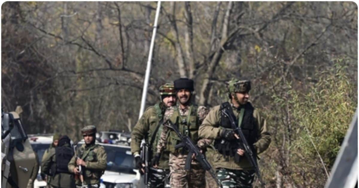 Kishtwar Encounter Update: सेना का एक जवान शहीद, कुछ महीने पहले ही हुई थी शादी, लगातार हो रही फायरिंग