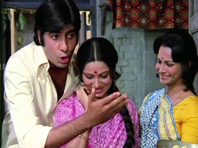Amitabh Bachchan's 'sister', another begum in love with gangster