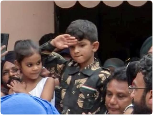 अब पापा वापस आएंगे और मिशन... कीर्ति चक्र मिलते ही शहीद के बेटे ने भरा जोश