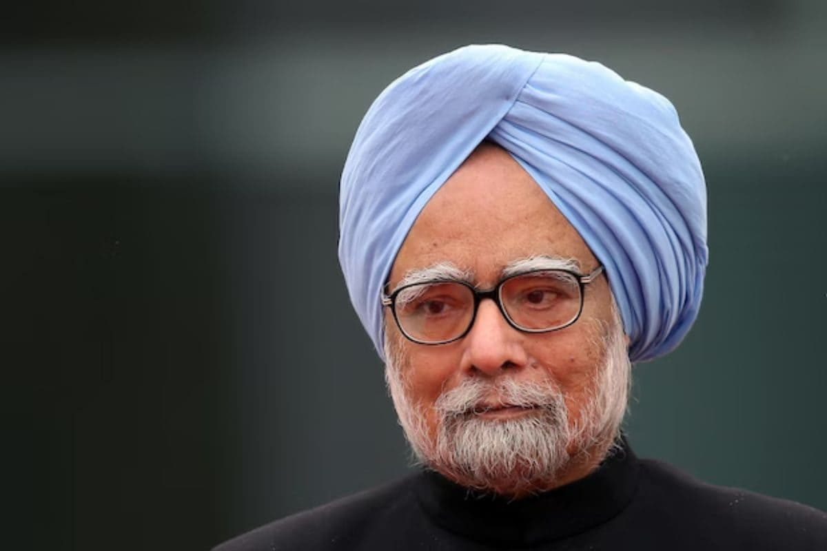 मनमोहन सिंह की फोटो पर कैसा विवाद SGPC ने किया था ऐलान अब क्यों दिया टाल
