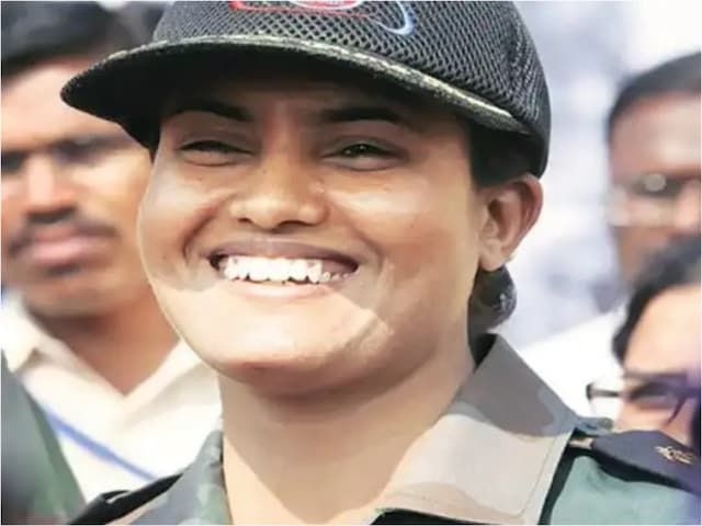 पाक के लिए अपनी बेटियां काफी हैं, सेना की मीडिया ब्रिफिंग से दुनिया को संदेश पाक के लिए अपनी बेटियां काफी हैं, सेना की मीडिया ब्रिफिंग से दुनिया को संदेश