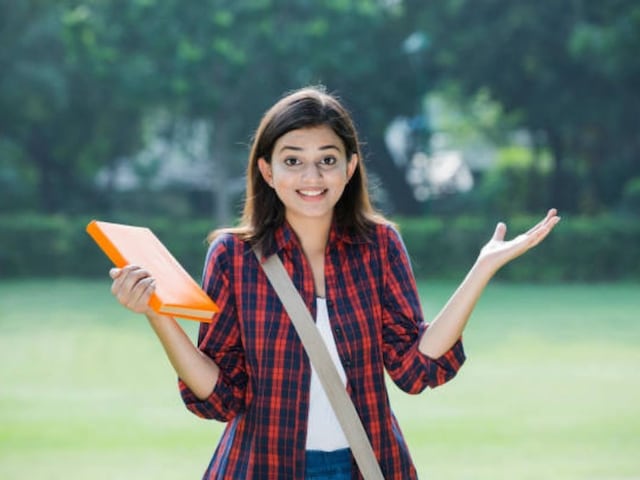 नीट यूजी परीक्षा में करना है टॉप? मान लें एक्सपर्ट की बात, मिलेंगे फुल मार्क्स नीट यूजी परीक्षा में करना है टॉप? मान लें एक्सपर्ट की बात, मिलेंगे फुल मार्क्स
