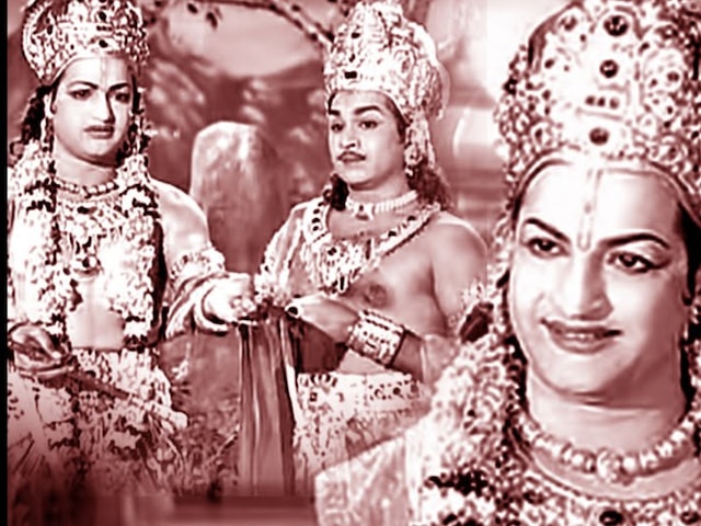 एक ही फिल्म में निभाए 3 भगवान के किरदार, 17 बार बने श्रीकृष्ण, लोग करते थे इस दिवंगत एक्टर की पूजा एक ही फिल्म में निभाए 3 भगवान के किरदार, 17 बार बने श्रीकृष्ण, लोग करते थे इस दिवंगत एक्टर की पूजा
