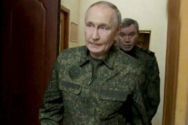 एक तरफ गिर रहे थे बम, दूसरी तरफ अचानक यूक्रेन बॉर्डर पहुंच गए पुतिन, देखा जीत