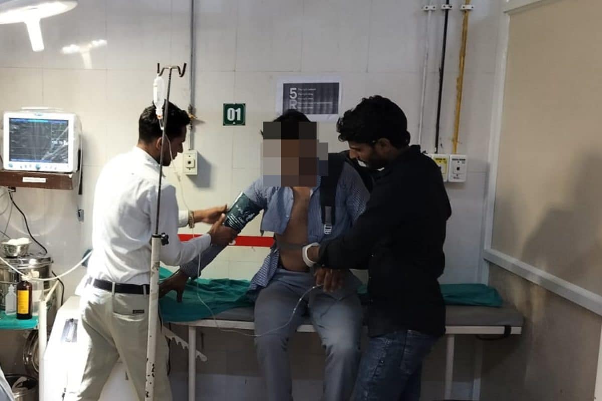 हरियाणाः मॉडल स्कूल में छात्रों के दो गुटों में झगड़ा पीठ पर घोंप दिया चाकू