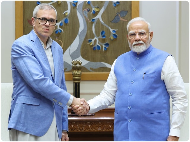 PM मोदी ने उमर अब्दुल्ला से 'उस' मुलाकात में जम्मू-कश्मीर को लेकर क्या कहा था? PM मोदी ने उमर अब्दुल्ला से 'उस' मुलाकात में जम्मू-कश्मीर को लेकर क्या कहा था?