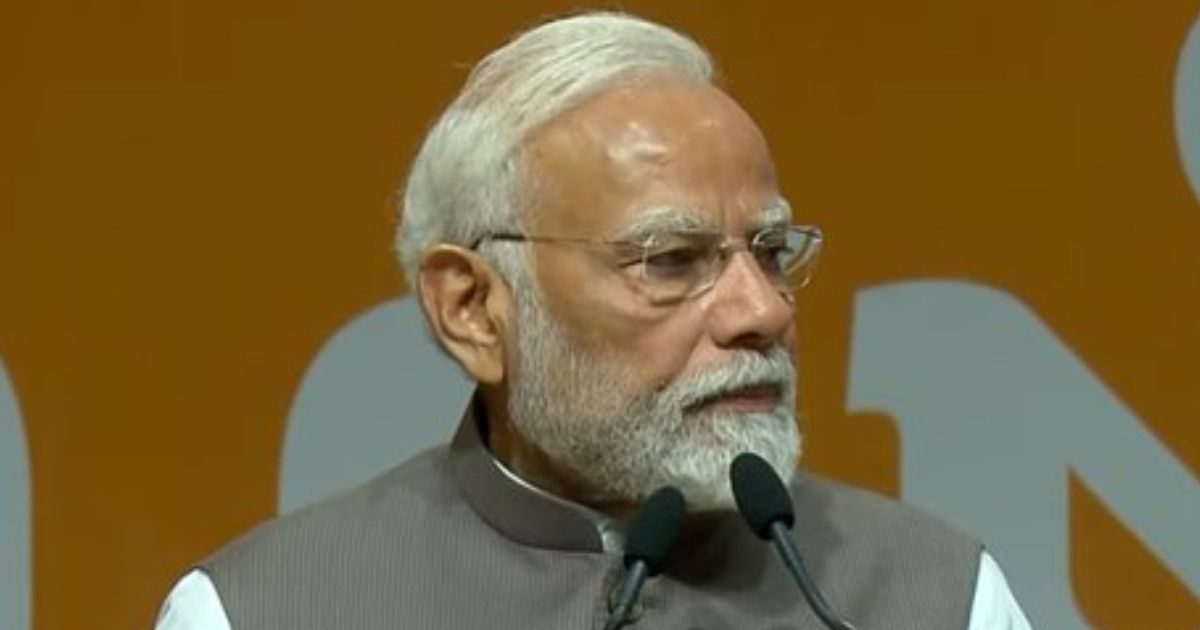 पीएम मोदी का पाकिस्तान को संदेश- चैन से रहो और हमें भी चैन से रहने दो, वरना...