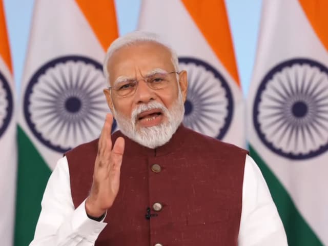 यह युग युद्ध का नहीं, तो आतंकवाद का भी नहीं... पीएम मोदी ने खींच दी नई लकीर यह युग युद्ध का नहीं, तो आतंकवाद का भी नहीं... पीएम मोदी ने खींच दी नई लकीर