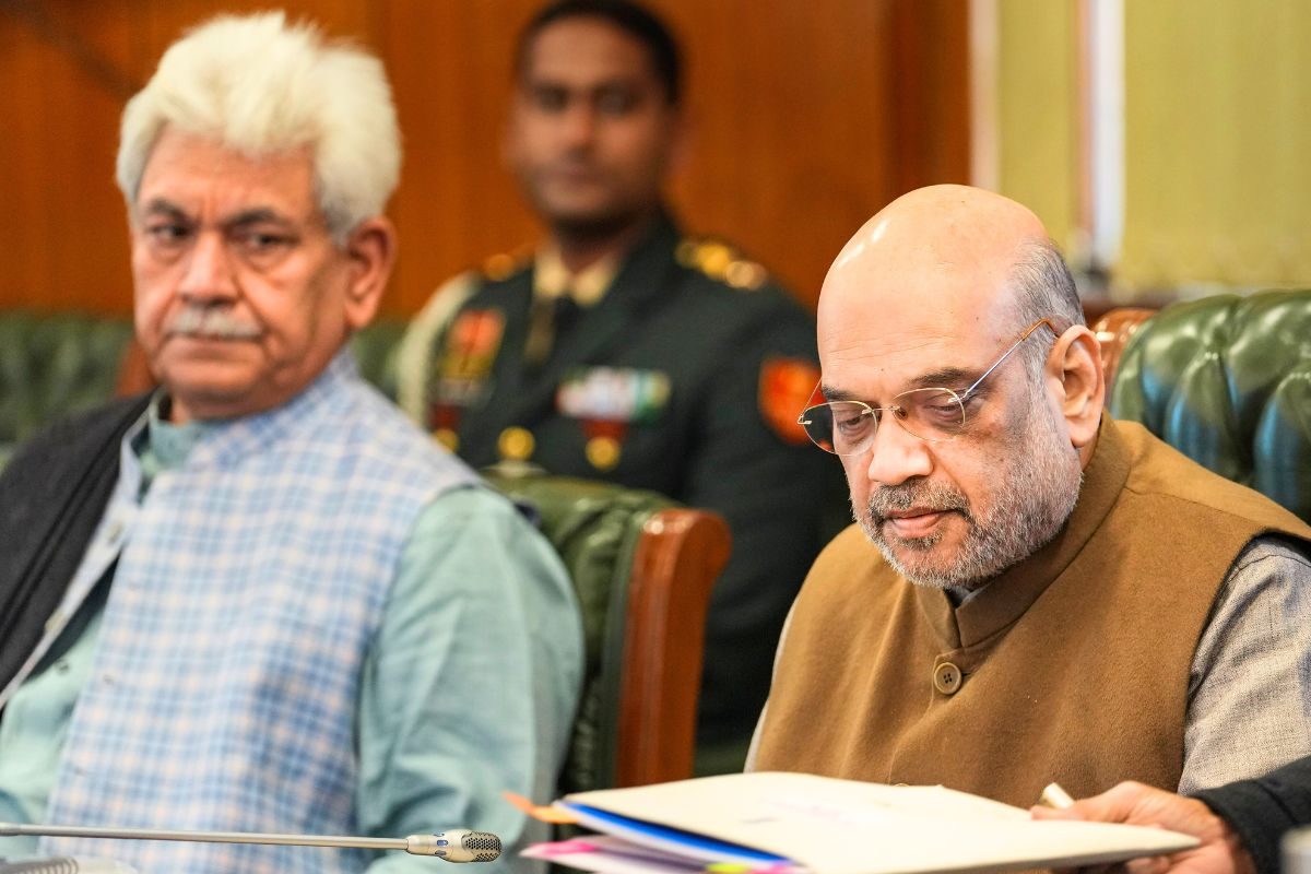 बंदूक नहीं उठाते फिर भी खून बहाते हैं कश्मीर में OGW का वो सीक्रेट नेटवर्क