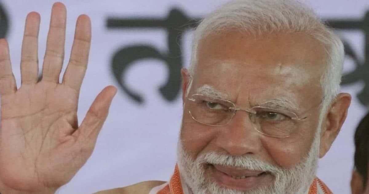 PM Narendra Modi Kanpur LIVE: जब फफक कर रो पड़ी शुभम की पत्नी, भावुक हो गए पीएम मोदी, किया ये वादा