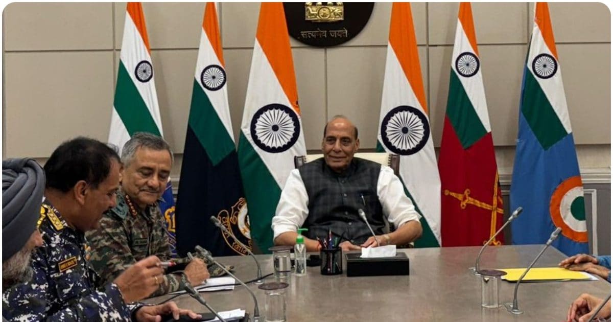INDIA PAKISTAN WAR NEWS TODAY LIVE UPDATES | OPERATION SINDOOR INDIAN ARMY NAVY AIR FORCE | भारत पाकिस्तान युद्ध लाइव । PAKISTAN Drone Attack in India । India Attack Islamabad Sialkot Rawalpindi Lahore । इंडिया पाकिस्तान वॉर न्यूज़ | ऑपरेशन सिंदूर पर विदेश मंत्रालय की स्पेशल ब्रीफिंग, पाकिस्तान में धुकधुकी बढ़ी!
