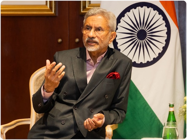 सबूत कौन मांग रहा? सिर्फ यह पूछा जा रहा... जयशंकर से ‘ऑपरेशन सिंदूर' पर सवाल सबूत कौन मांग रहा? सिर्फ यह पूछा जा रहा... जयशंकर से ‘ऑपरेशन सिंदूर' पर सवाल