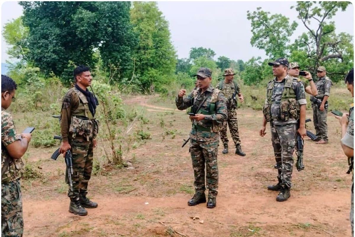 माओवादियों के खिलाफ कड़े एक्शन की जांच हो D राजा ने क्यों उठाई ये मांग