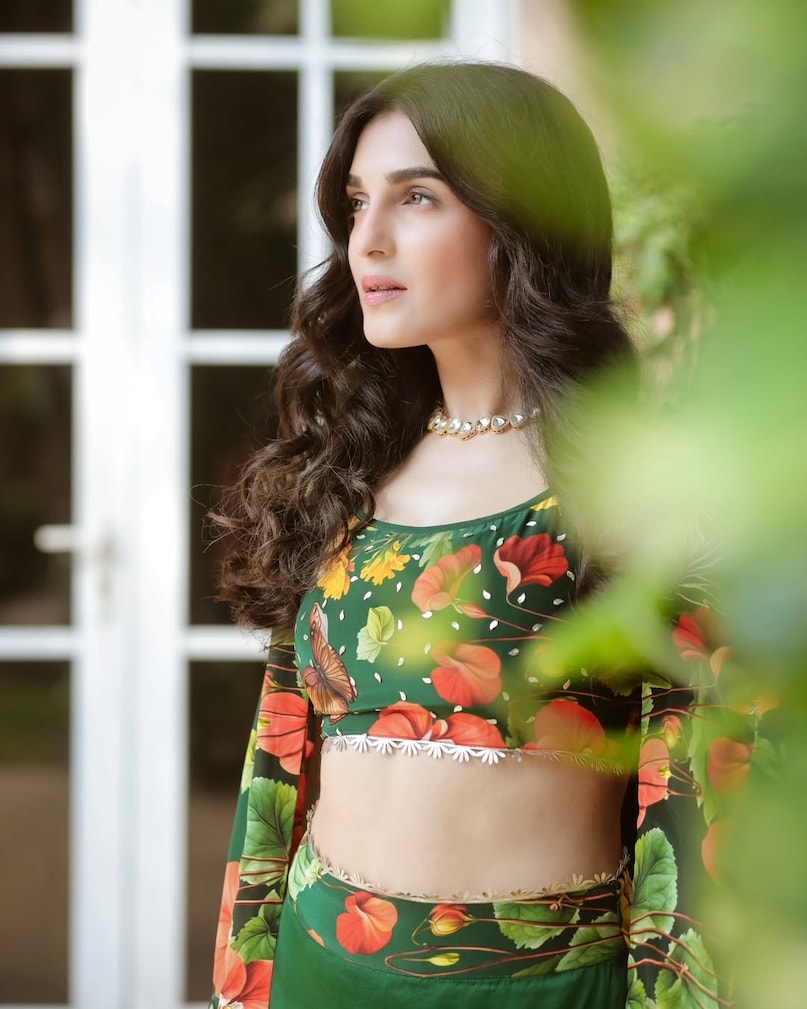 Shiny Doshi, Shiny Doshi Father, Shiny Doshi Mother, Shiny Doshi Ex Boyfriend, Shiny Doshi Husband, Shiney Doshi, Shiney Doshi News, Shinie Doshi Shows, Shiney Doshi Doshi Father, Shine Doshi Pati, Shine Dori Pati