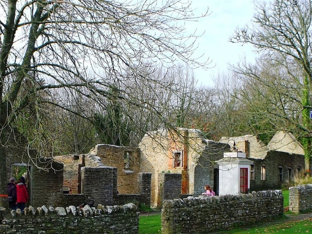 Tyneham-UK-401-WC-2025-05-d383ed4edead5d8dc3f680bcba35b421 Weird Village Abandoned For 82 Years Now a Museum - The village was made empty, it has been lying for 82 years, deserted, know what it looks like today!
