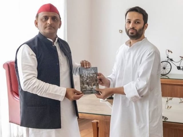 मुस्लिम लीग को पैसे देते थे दादा, हिंदू मां के बेटे अली का क्या है SP कनेक्शन? मुस्लिम लीग को पैसे देते थे दादा, हिंदू मां के बेटे अली का क्या है SP कनेक्शन?