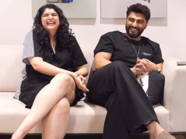 पहले मां-बाप के तलाक ने तोड़ा, फिर सौतेली मां से बनाई 100 कोस की दूसरी, अब सौतेली बहनों का लाडला है ये एक्टर