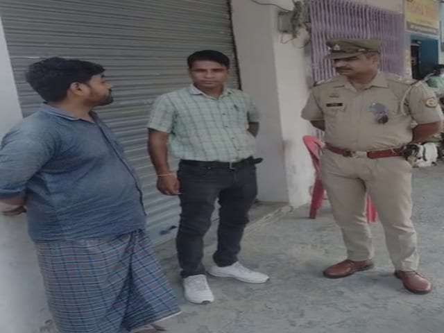 बरेली में फिर मिले 26 रोहिंग्या-बांग्लादेशी, एक्शन में पुलिस, सैकड़ों ठिकानों पर दे चुकी दबिश बरेली में फिर मिले 26 रोहिंग्या-बांग्लादेशी, एक्शन में पुलिस, सैकड़ों ठिकानों पर दे चुकी दबिश