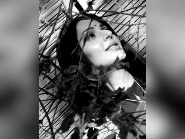 This beautiful actress of the 90s left films with films, now Comeback