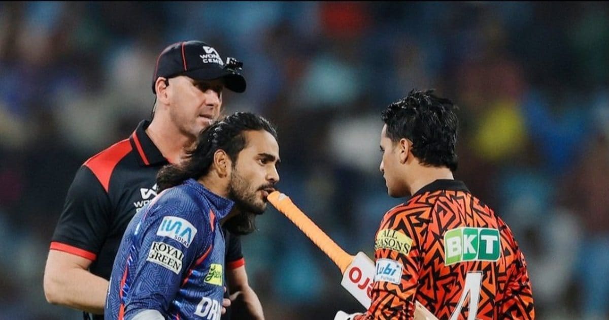 Digvesh Rathi vs Abhishek Sharma: अनुशासनहीनता के कारण दिग्वेश राठी एक मैच के लिए सस्पेंड
