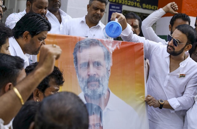  कांग्रेस के भीतर फूटने लगी ज्वालामुखी, BJP नेता भी  फैसले से असहज