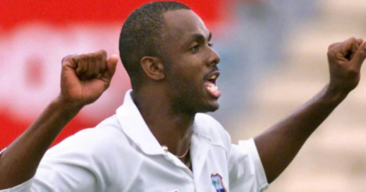 Courtney Walsh chance to get Mankading out: कर्टनी वाल्श ने पाकिस्तानी बल्लेबाज पर दिखाई दय, नहीं किया आउट