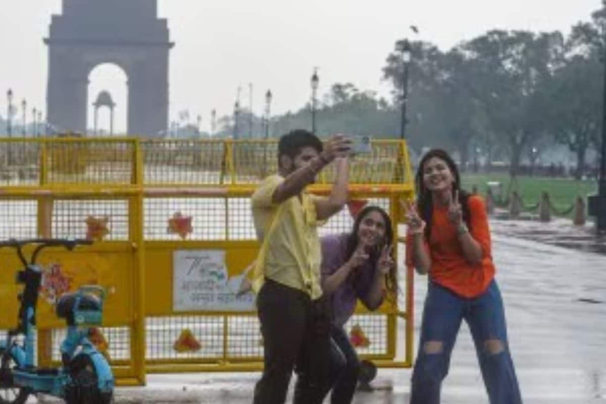 भीषण गर्मी के लिए रहें तैयार मगर दिल्ली में वीकेंड पर बारिश IMD का अलर्ट