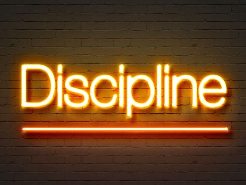 10 daily habits to stay focused and disciplined in Busy Lives 10 daily habits to stay focused and disciplined in Busy Lives