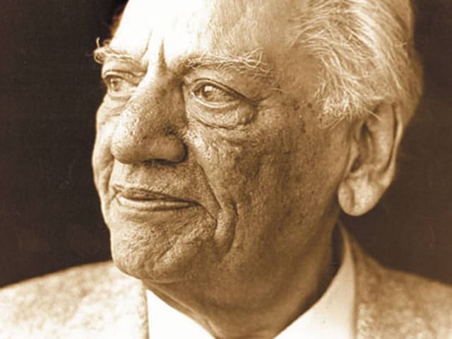हम देखेंगे… फैज ने किसके खिलाफ गाई थी कविता? नागपुर में गुनगुनाने पर केस दर्ज हम देखेंगे… फैज ने किसके खिलाफ गाई थी कविता? नागपुर में गुनगुनाने पर केस दर्ज
