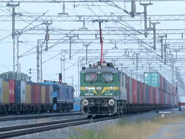 रेलवे में 10वीं पास के लिए 9970  नौकरियां, तुरंत करें आवेदन, आज है लास्ट डेट